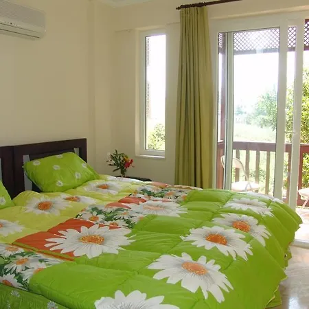Town House Orion 2a Semesterbostad *