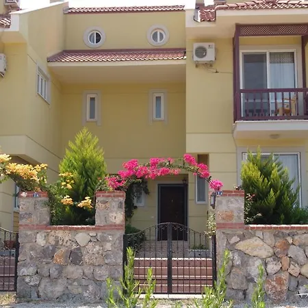 Semesterbostad Town House Orion 2a